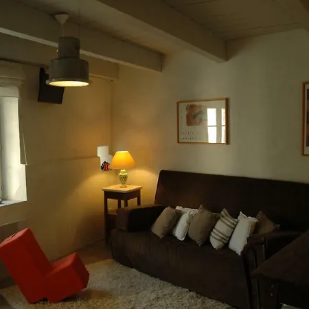 Gites Au Bord Du Lez Hébergement de vacances *