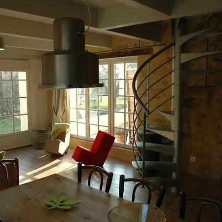 Holiday home Gites Au Bord Du Lez